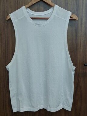 LULULEMON Muscle T-shirt SZ M